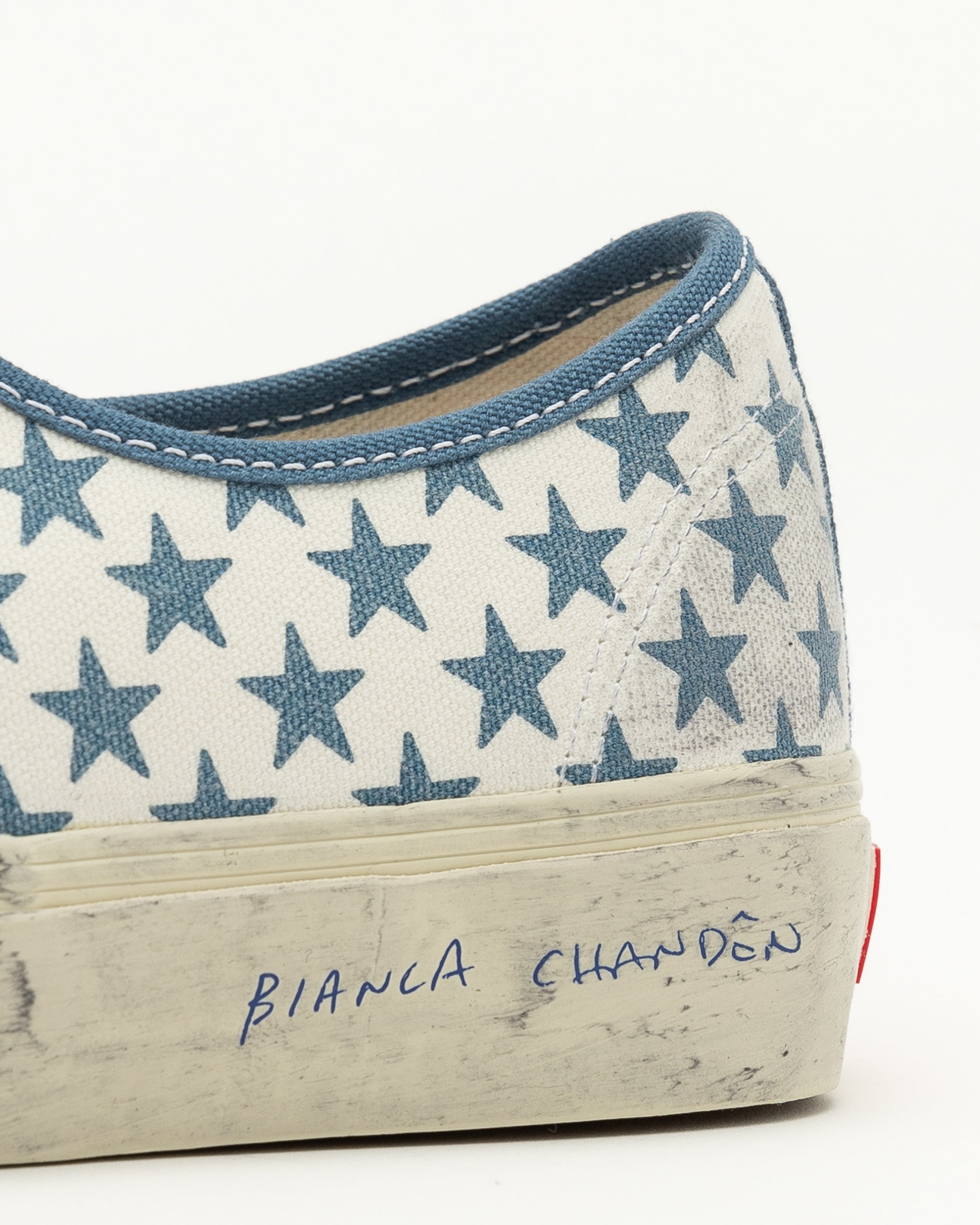 UA Authentic VLT LX BIANCA CHANDON in Navy and White