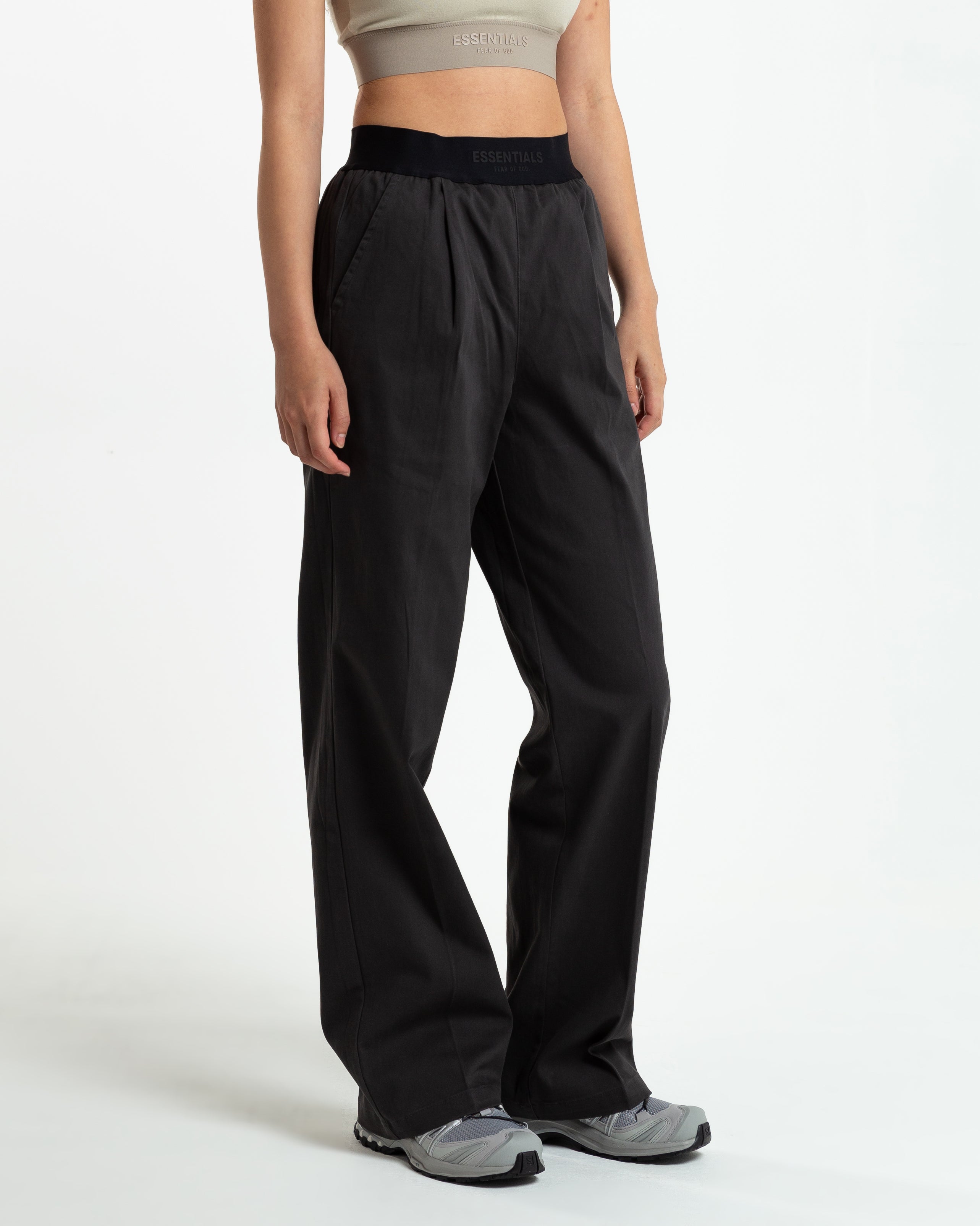 Women's Relaxed Trouser in Iron