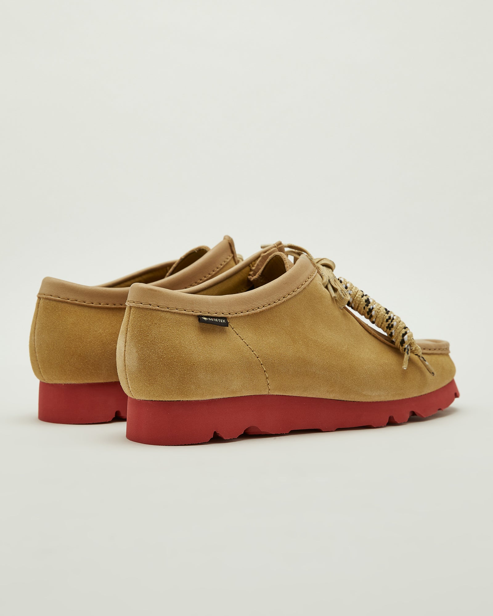 Clarks Wallabee GORE-TEX in Maple